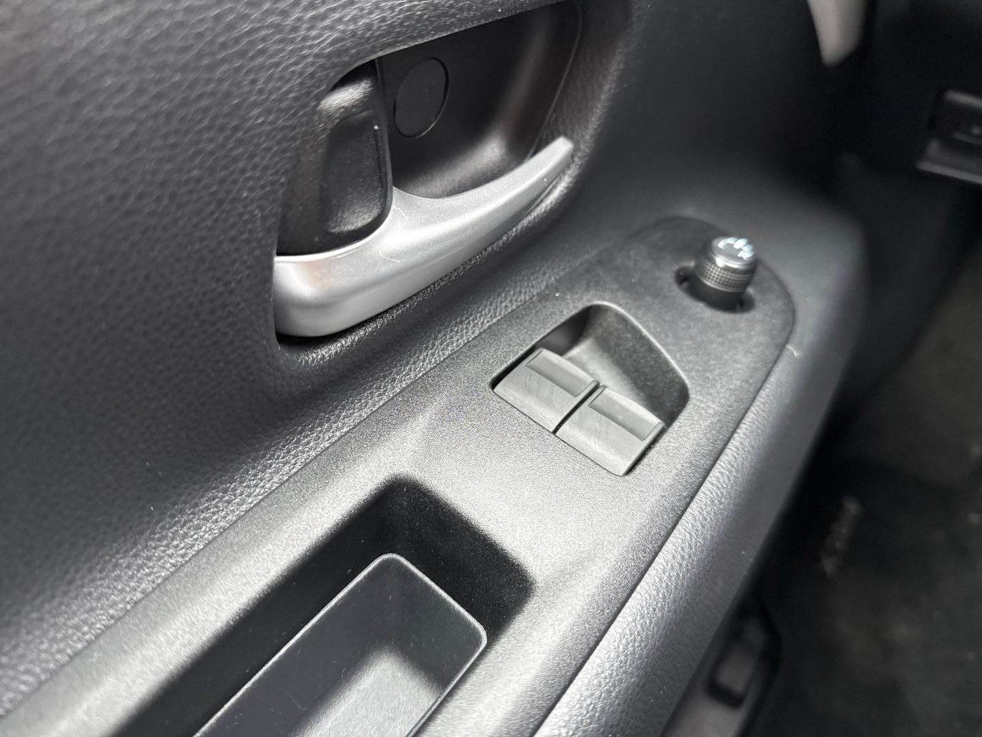 Toyota Aygo Play AUTOMATIK*LED*KAMERA*KLIMA*BLUETOOTH - Image 14