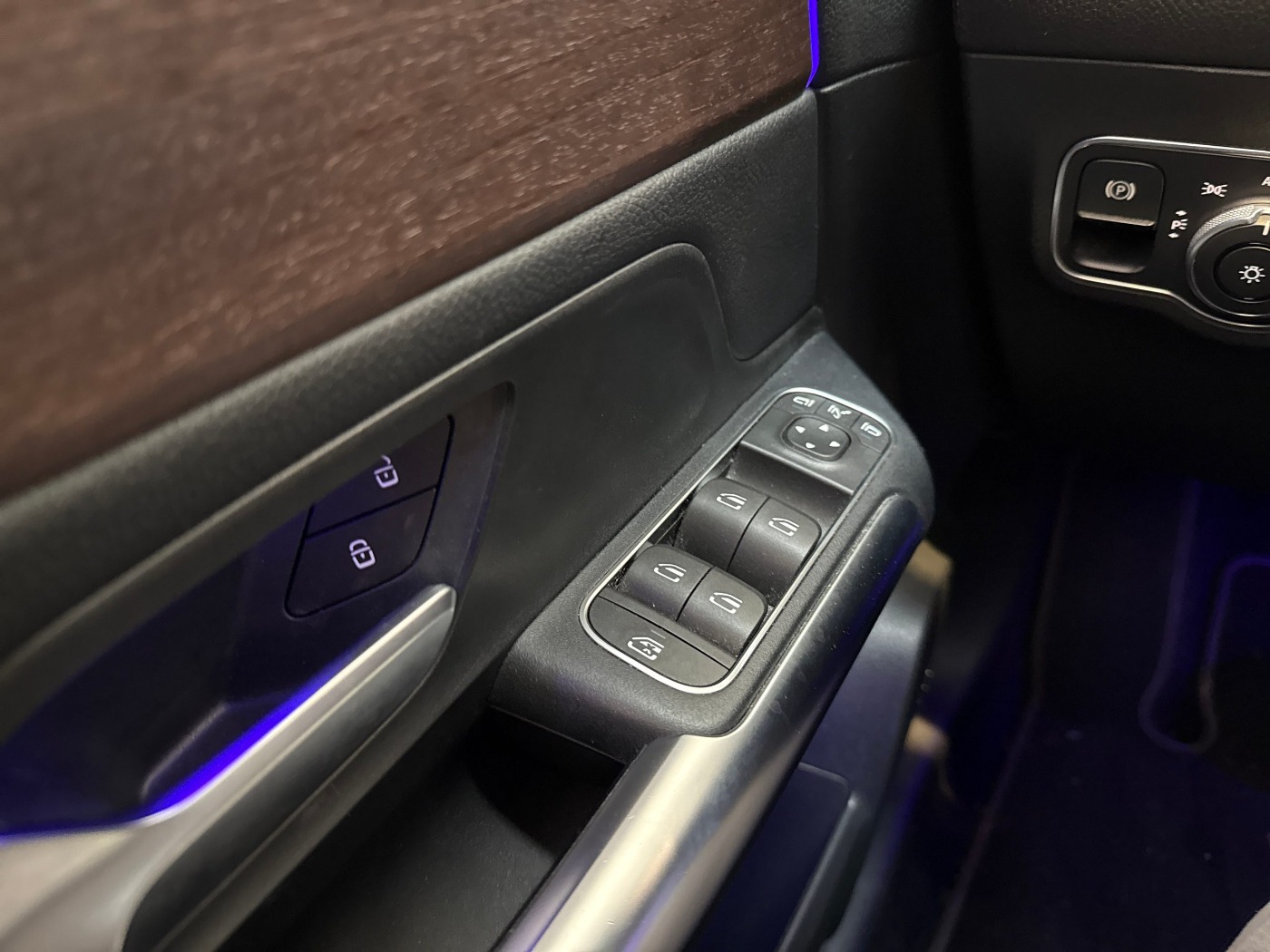 MERCEDES-BENZ B 200 Progressive ACC LED Navi SHZ Fernlichtass. - Image 12