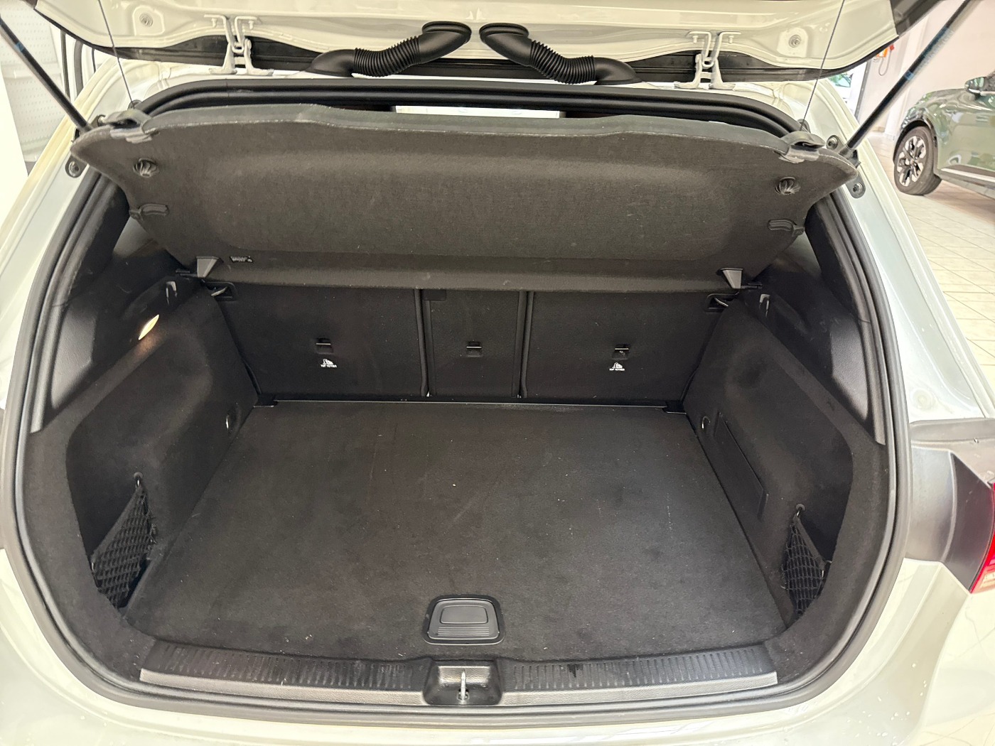 MERCEDES-BENZ B 200 Progressive ACC LED Navi SHZ Fernlichtass. - Image 15