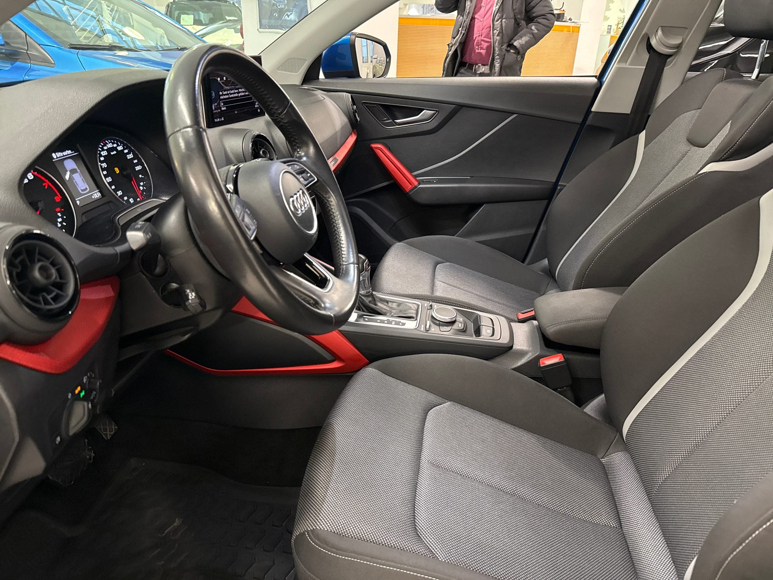 Audi Q2 1.4 TFSI sport PANO*S-LINE*8-FACH BEREIFT*LED* - Image 7