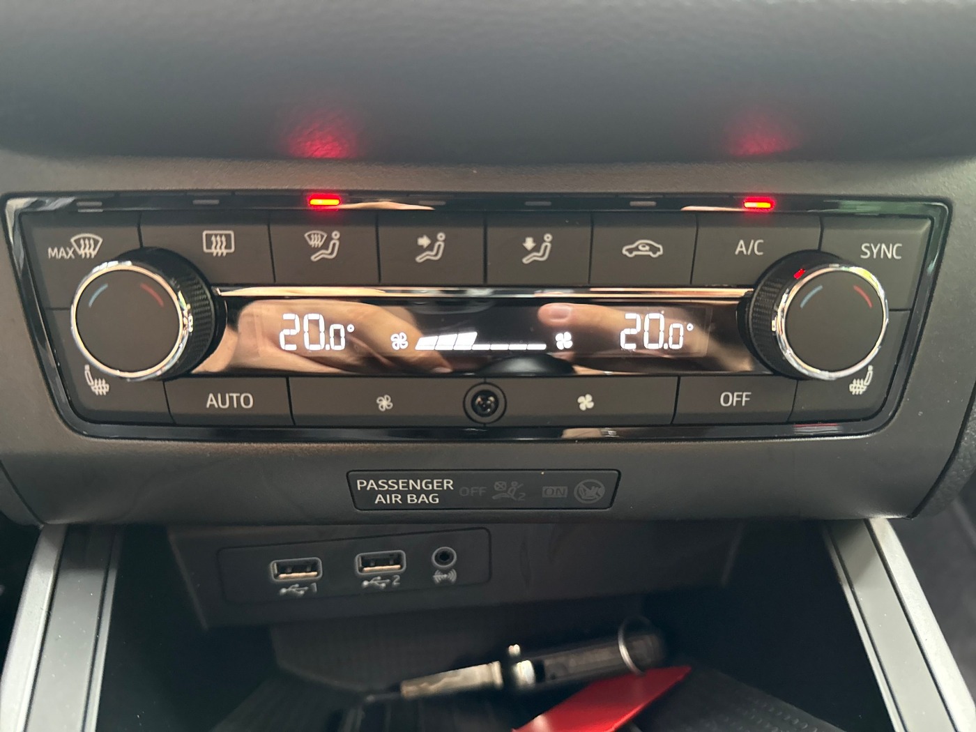 Seat Arona 1.5 TSI FR ACC LED Navi SHZ Winterp. Kam. - Image 10