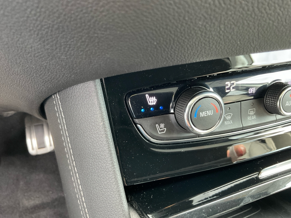 Opel Grandland 1.6 Plug-in Ultimate Voll*Memory*Navi*u - Image 13