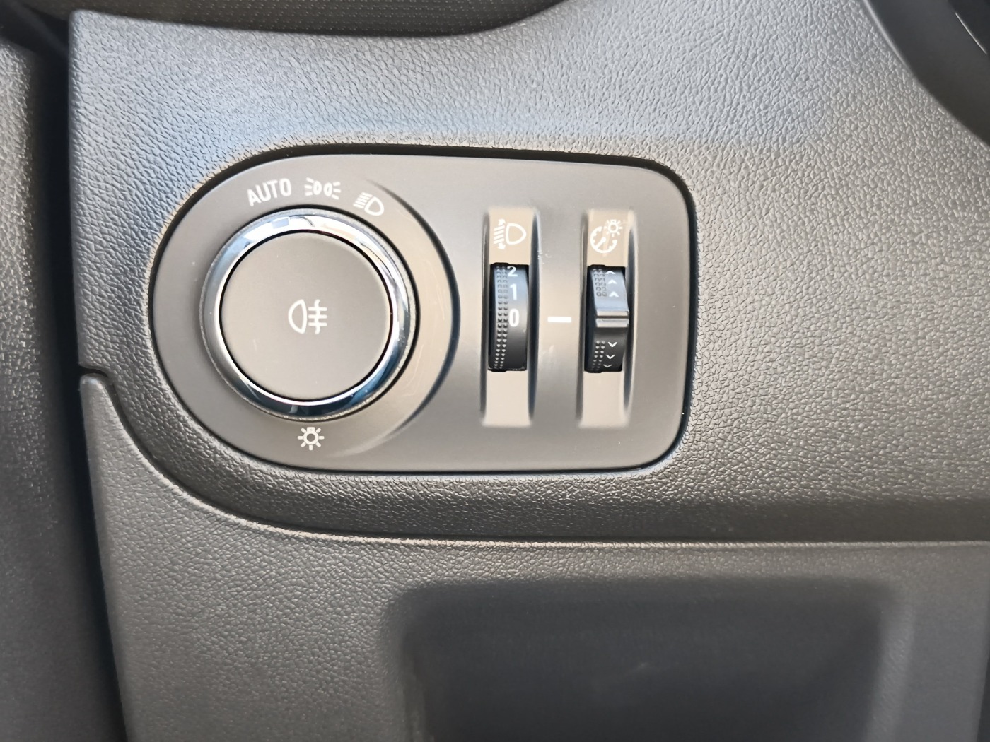 Opel Crossland 1.2 Parkhilfe vo+hi*Sitzheizung*uvm. - Image 15