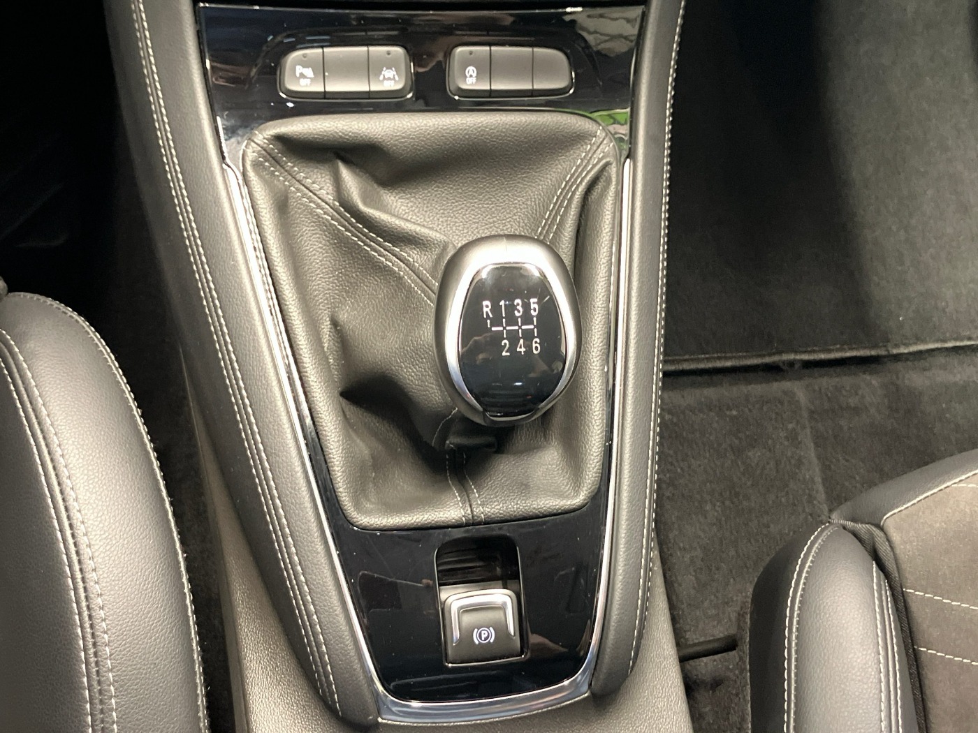 Opel Grandland 1.2 Turbo GS Line Alcantara LED Navi - Image 11