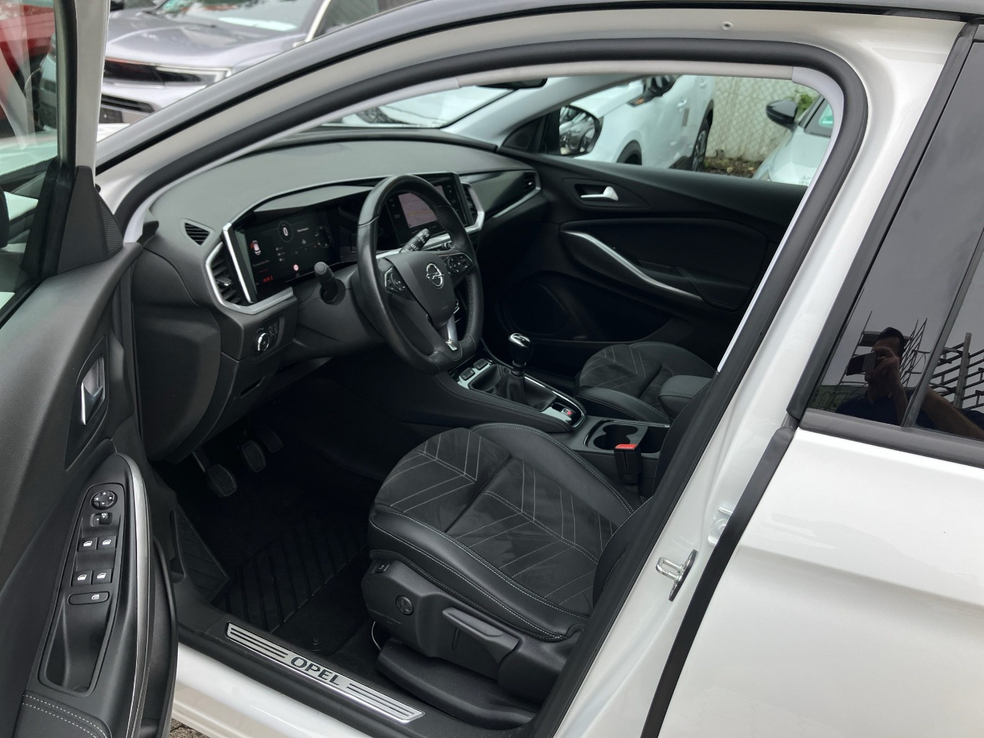 Opel Grandland 1.2 Turbo GS Line Alcantara LED Navi - Image 6