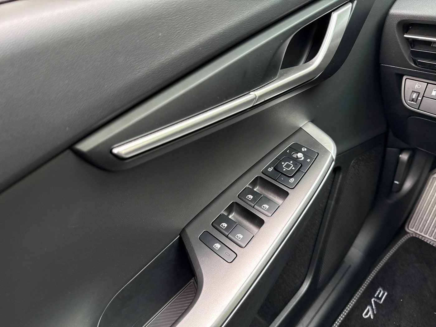 KIA EV6 LED*KLIMAAUT.*USB*KAMERA*NAVI*APPLE-CARPLAY - Image 13