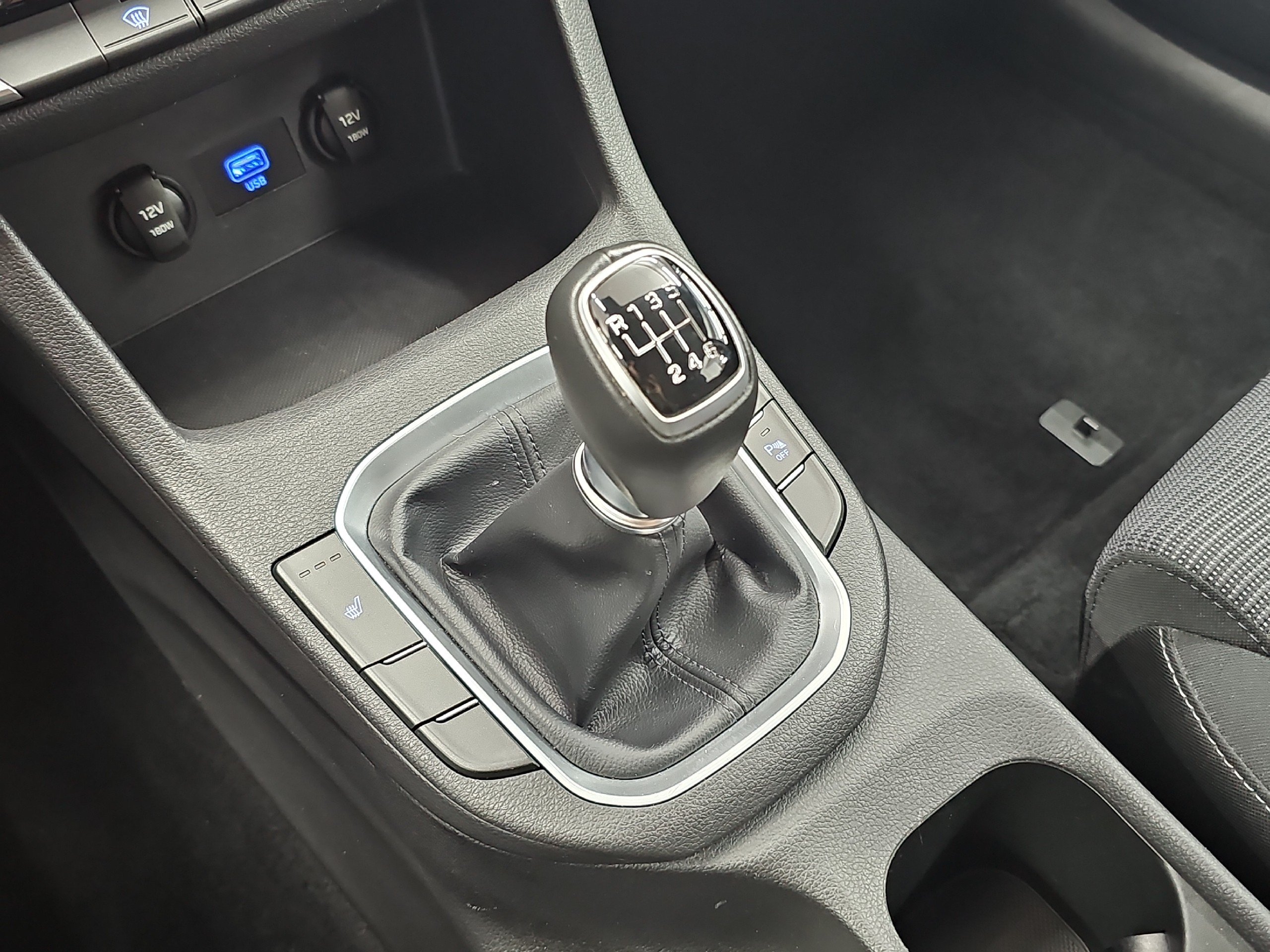 Hyundai i30 cw T-GDI Pure KLIMA*LM-FELGEN*PDC*SPURHALTE* - Image 12