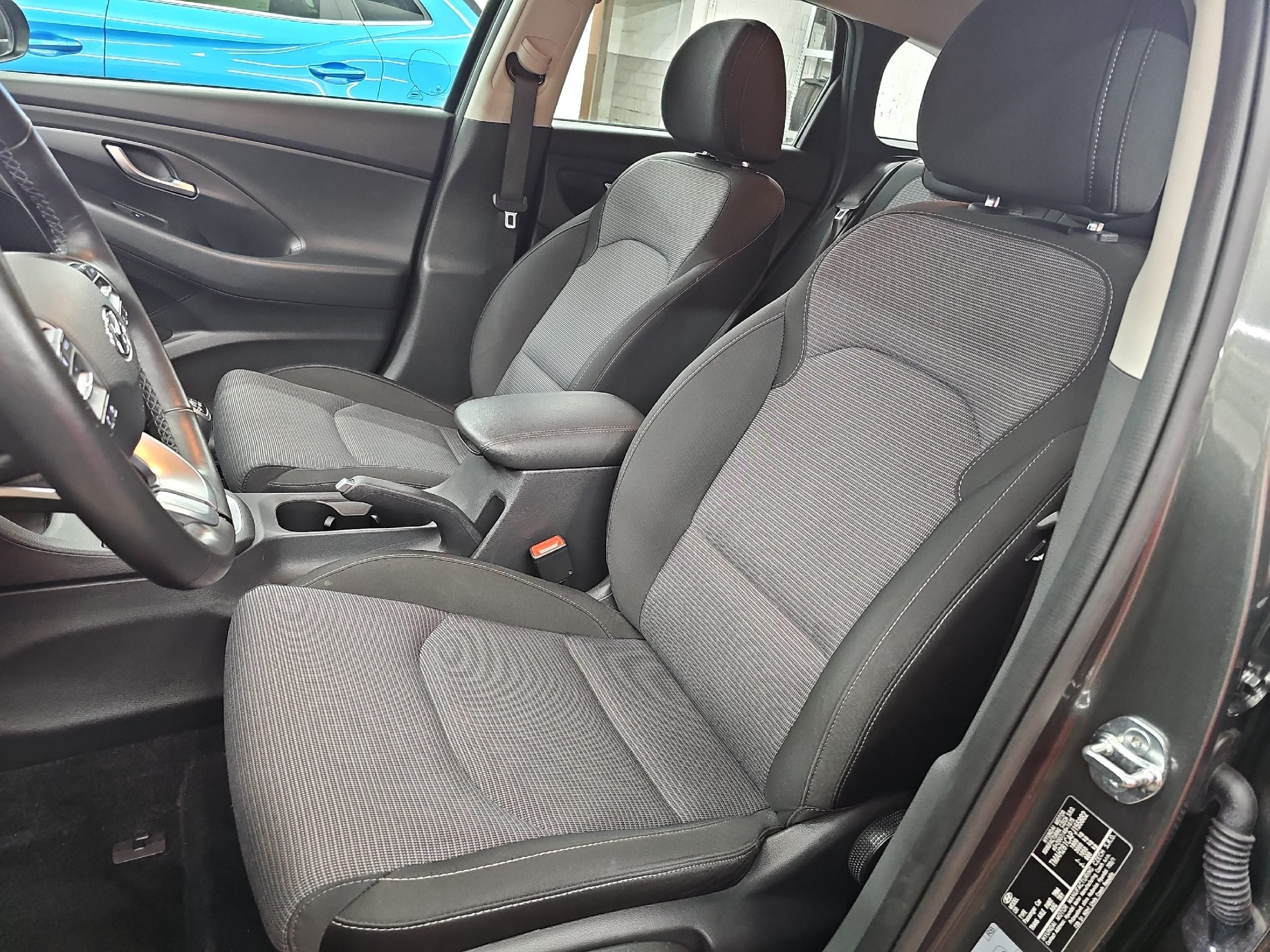 Hyundai i30 cw T-GDI Pure KLIMA*LM-FELGEN*PDC*SPURHALTE* - Image 7