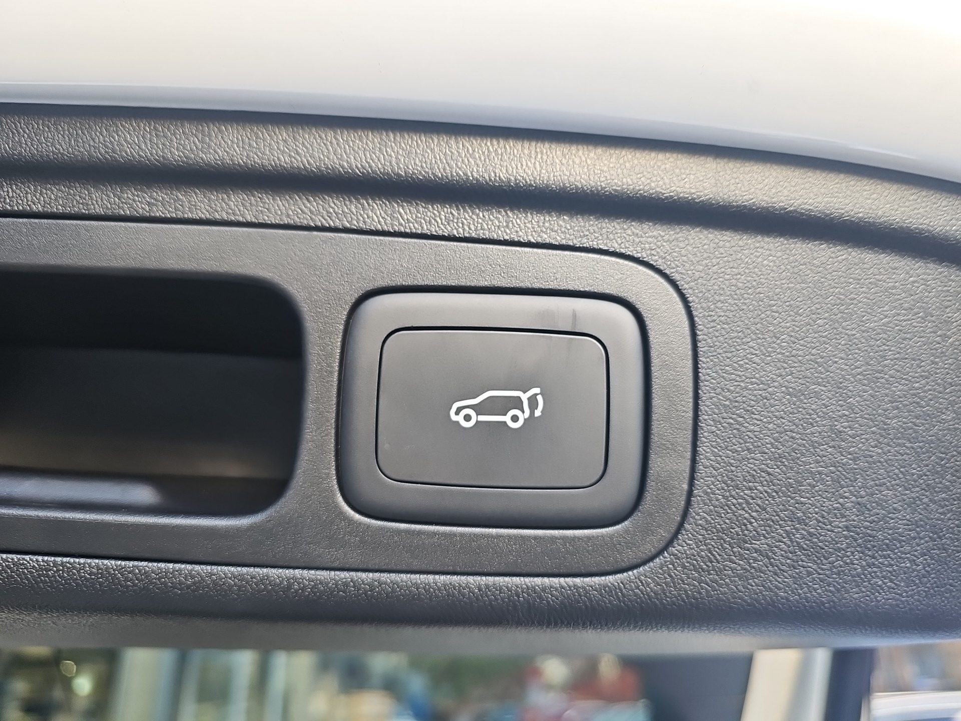 MG EHS 1.5 + W Luxury Pano SpurH elSitz PDC ACC LED - Image 15