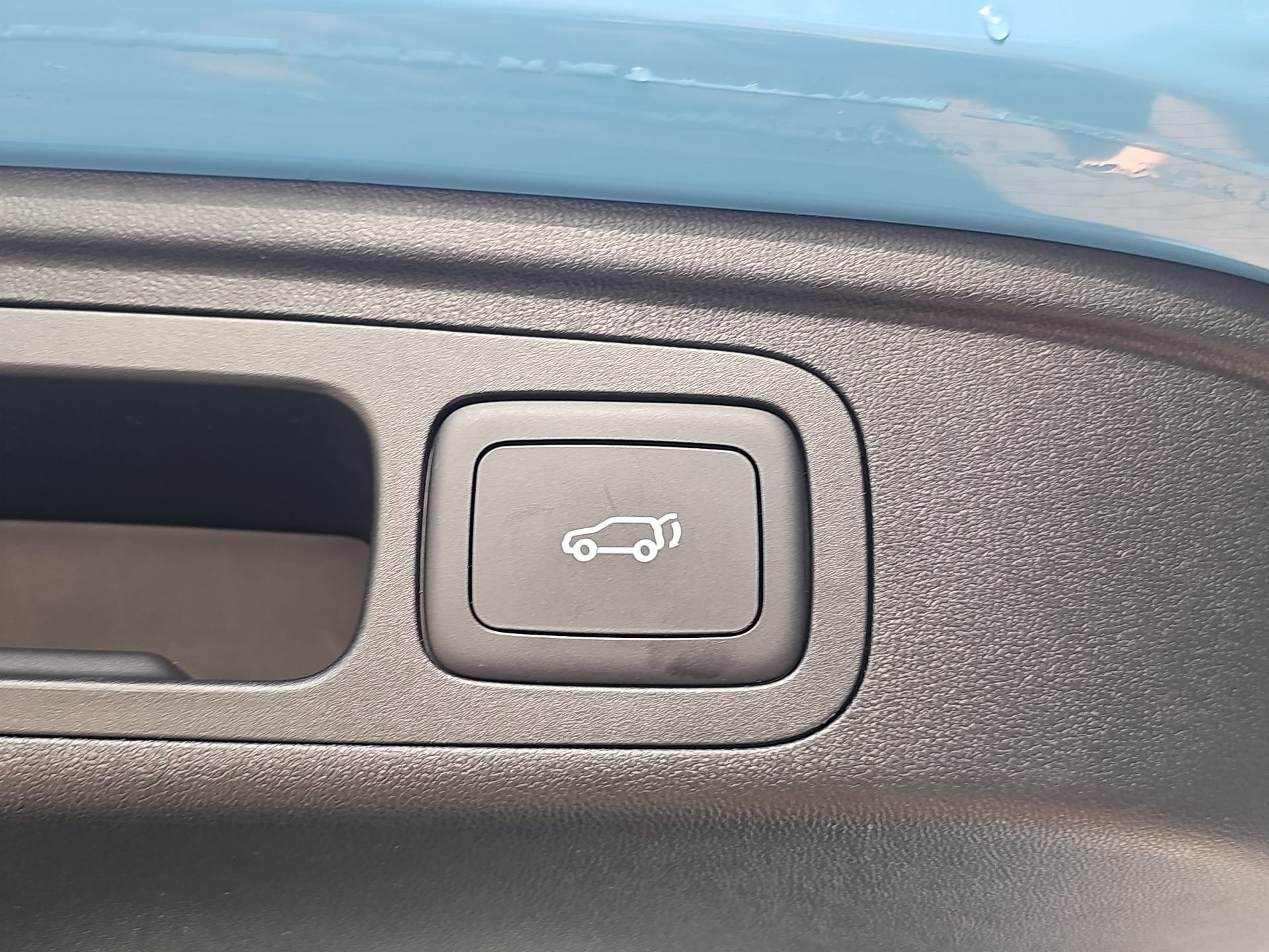 MG HS T 1.5 Turbo GDI W Luxury ACC LED Navi Pano SD - Image 15