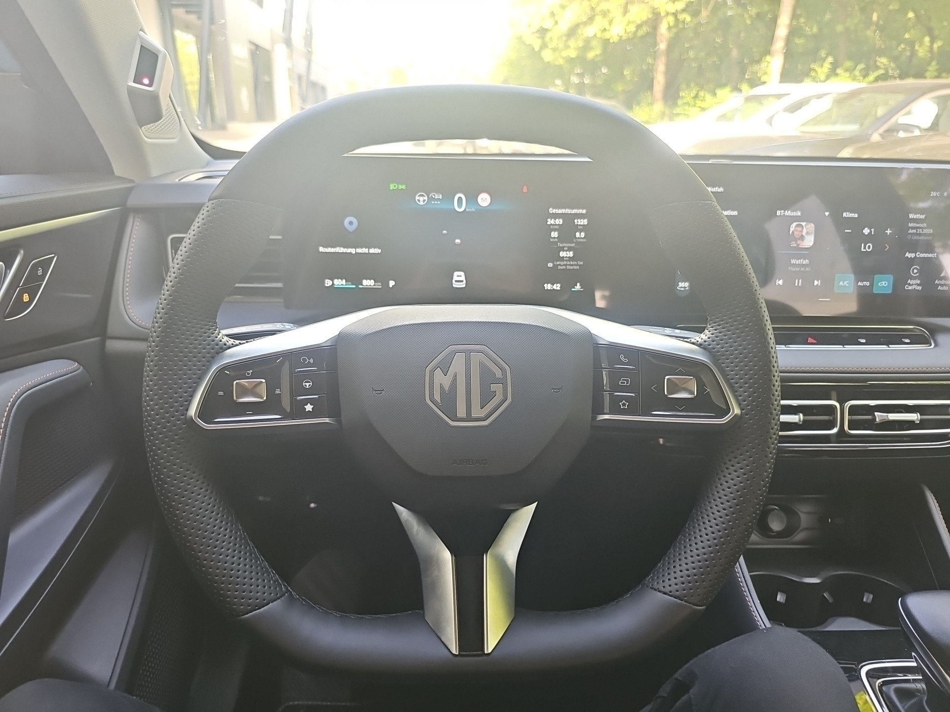 MG HS T 1.5 Turbo GDI W Luxury ACC LED Navi Pano SD - Image 7