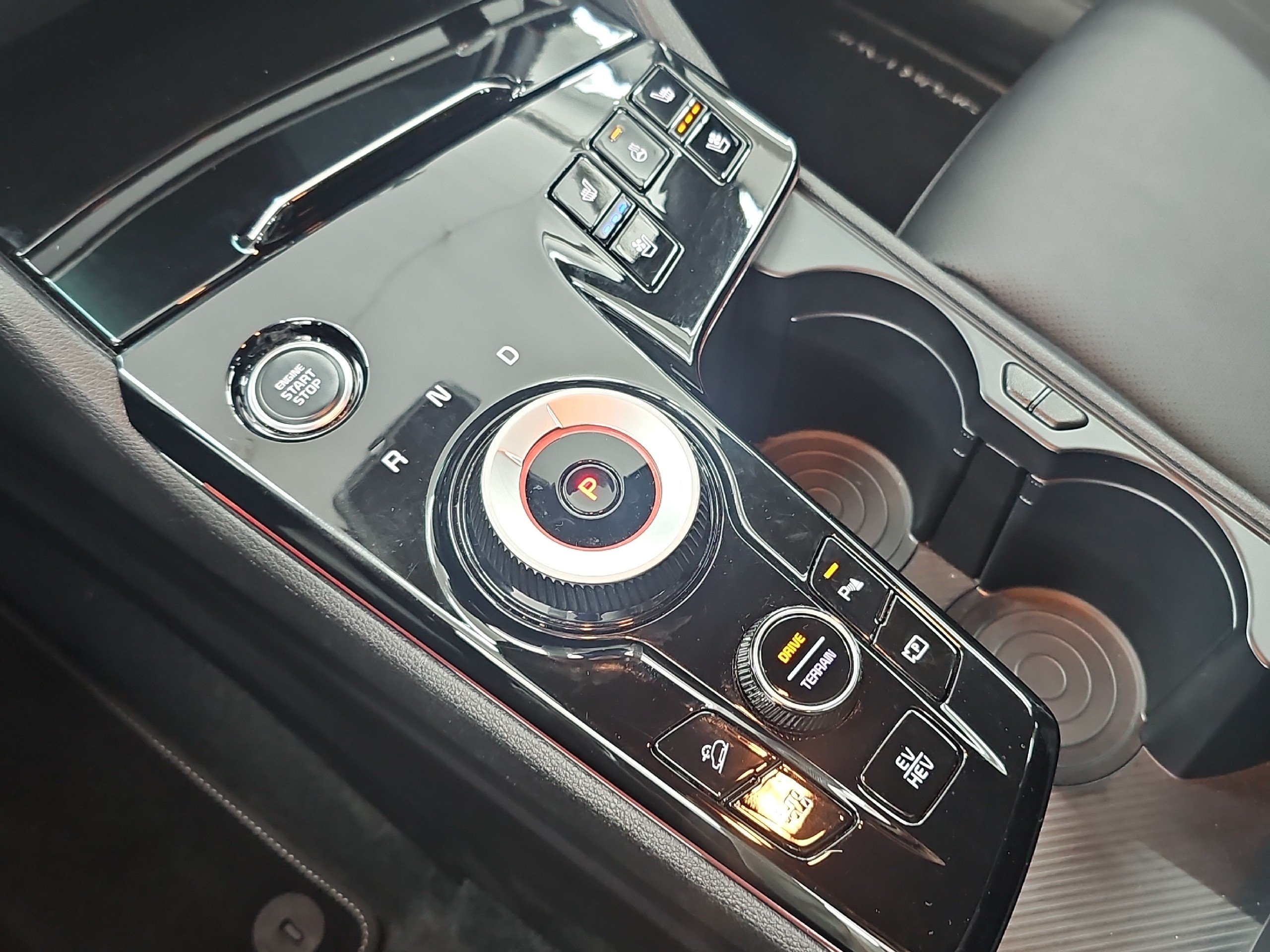 KIA Sportage GT-Line LED*NAVI*KAMERA*TOTWINKEL-ASS* - Image 8