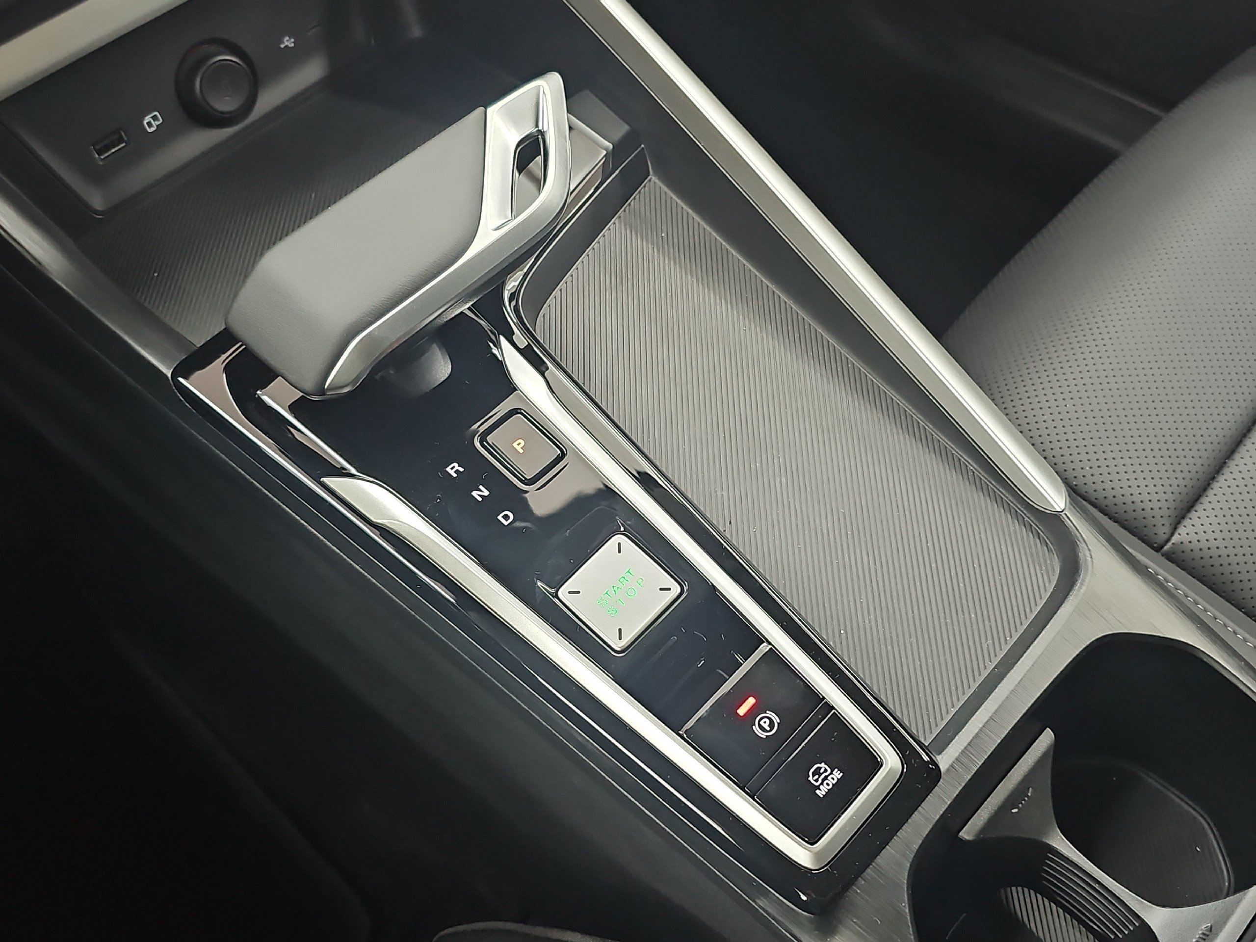 MG ZS 1.5 + W Luxury LED Navi SHZ 360 Fernlichtass. - Image 11