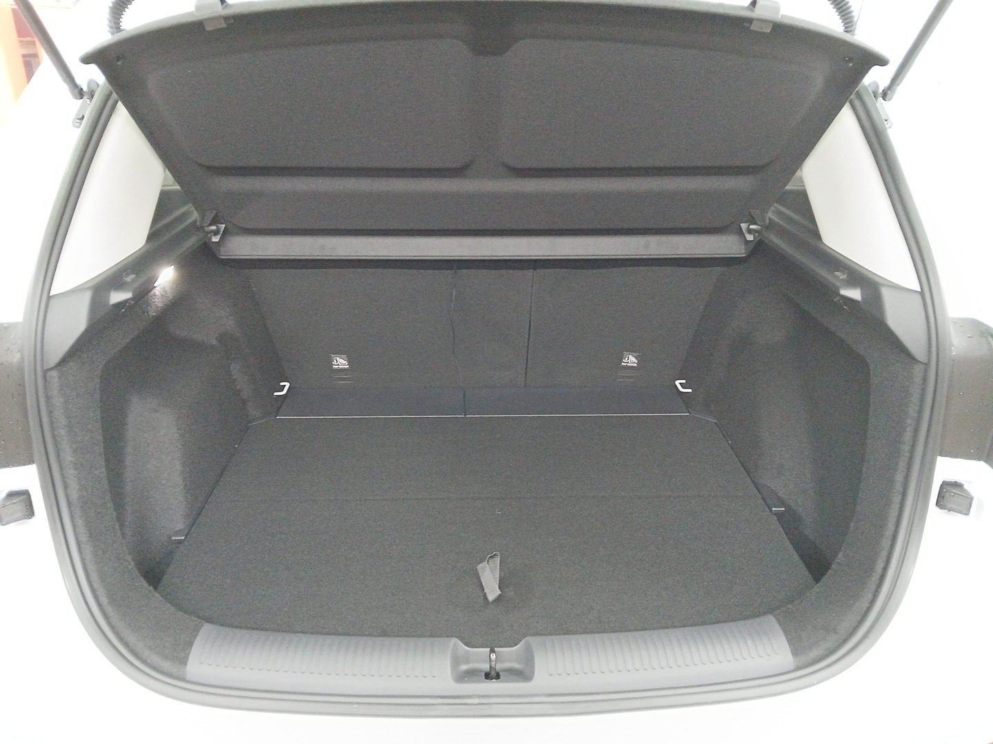 MG ZS Luxury LED*KAMERA*KEYLESS-GO*ELEKTR-SITZ* - Image 15