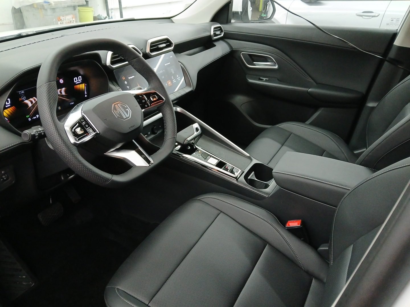 MG ZS Luxury LED*KAMERA*KEYLESS-GO*ELEKTR-SITZ* - Image 6