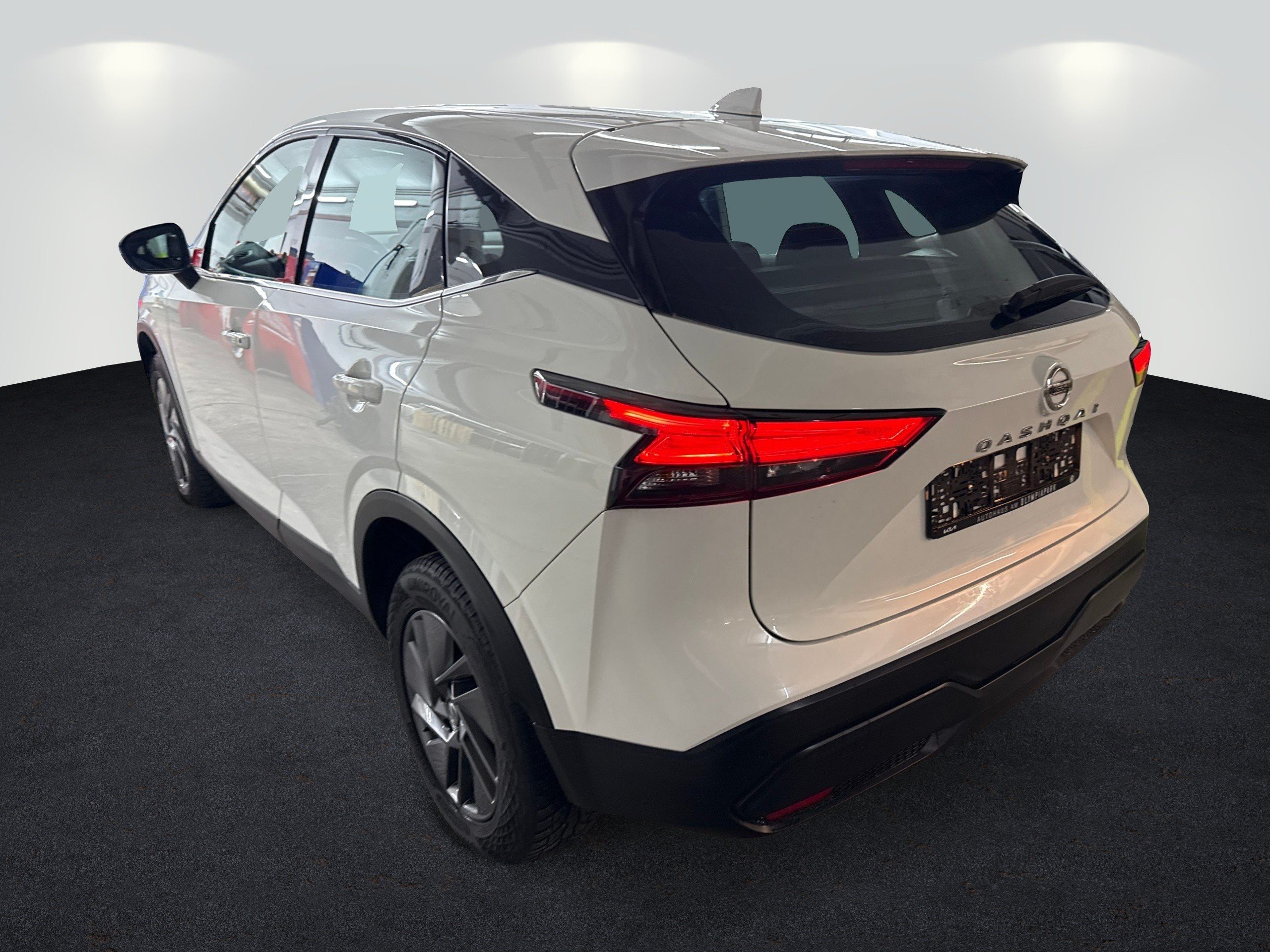 Nissan Qashqai 1.3 DIG-T MHEV Acenta ACC LED Navi SHZ - Image 5