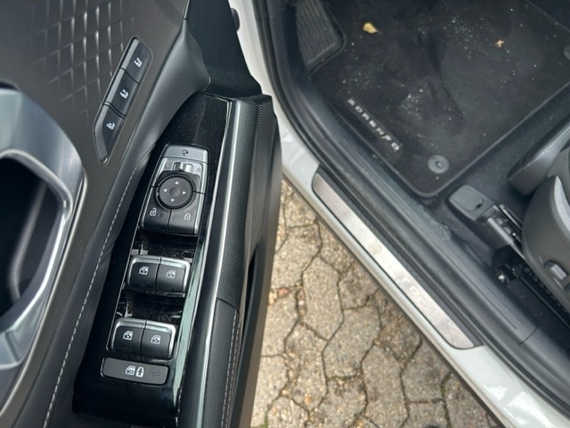 KIA Sorento 2.2 CRDi Platinum ACC LED Navi SHZ 360 - Image 5