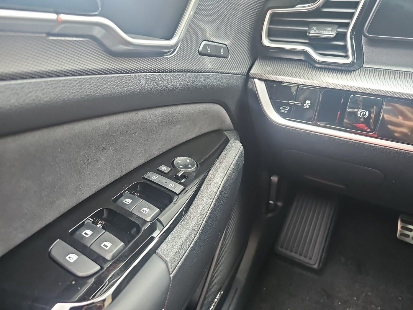 KIA Sportage 1.6 T-GDI GT-Line - Image 12